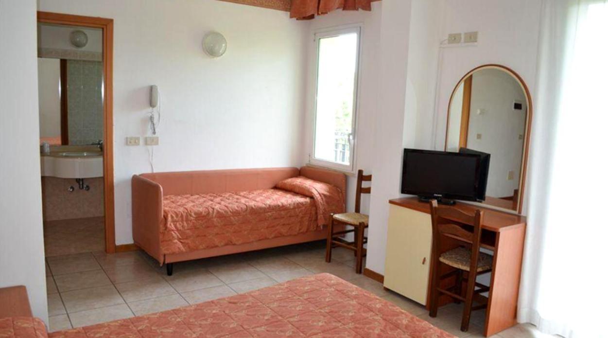 Des Bains Hotel 3*